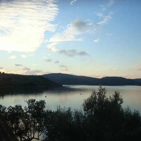 Σπίτι διακοπών Robinson In With Seaview Terrace Sali